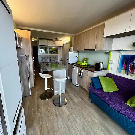 Ocean Coast Cristianos Comodoro Апартаменты