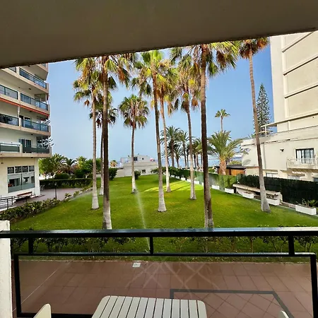 Ocean Coast Cristianos Comodoro Apartman *