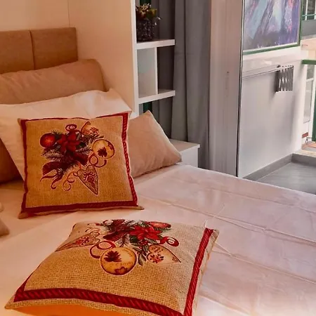 Ocean Coast Cristianos Comodoro Apartamento *