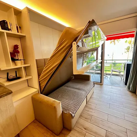 Ocean Coast Cristianos Comodoro 아파트 *