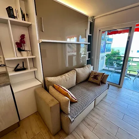 Ocean Coast Cristianos Comodoro * 로스크리스티아노스