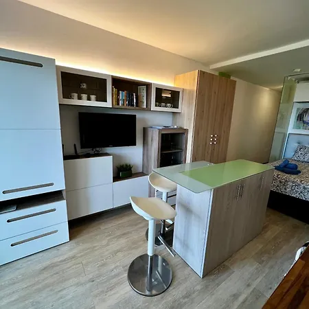 아파트 Ocean Coast Cristianos Comodoro